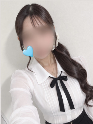 ＤＡＸ（ダックス）１８才（当店風俗デビュー）！