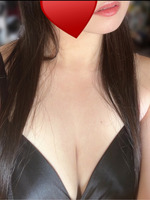 �����